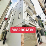 Bán nhà đối diện aeon long biên, lô góc ô tô, dt 36m giá 6.5 tỷ mới kính koong.