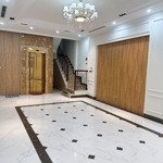 Siêu phẩm phân lô hoàng quốc việt nhà mới 6 tầng ô tô tránh vỉa hè ngõ thông 50m