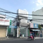 Hot bán nhà góc 3 mt nguyễn xí đường hai chiều,tiện lưu thông. dt 4m x28m. 3 tầng. lh 0938 655 365