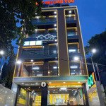 Bán Khách Sạn Đường Bạch Đằng. Dòng Tiền Khủng: 250 Triệu/Tháng. Diện Tích: 200M2(10X20M), Hầm 7Tầng. Giá Bán 49Tỷ