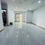 Cho thuê 51m2 2pn2wc 5.5tr/tháng bcons green topaz ntcb rèm, giàn phơi; full nội thất 7.5tr/tháng