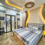 Siêu phẩm nhà hxh 7 chỗ nguyễn văn đậu, bình thạnh - nhà mới hoàn công đủ, sát mặt tiền đường