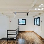 Duplex có gác cao không đụng đầu, rộng full sàn, full nội thất cao cấp ngay trung tâm hoàng diệu 2