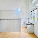 Cho thuê nhà trọ, phòng trọ tại xa lộ hà nội, 4 triệu, 25 m2, quận 9, hcm