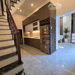 Hơn 6 Tỷ_Hoàng Mai_42M2_5 Tầng_10M Ra Ô Tô_Ngõ Ba Gác To Phi_Lô Góc Thoáng_Hàng Xóm Feliz Homes