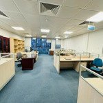 Bán tòa nhà 7 tầng mặt phố pháo đài láng, thang máy, sổ vuông, 75m mt 5,8m giá 38 tỷ đống đa