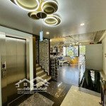 Cho thuê nhà ngõ oto hoàng quốc việt. 70m2x6 tầng, mt 5m, thang máy cuối nhà, đầy đủ đồ cơ bản