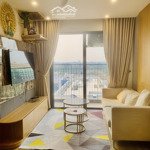 Chính chủ bán căn hộ 2pn góc 69m2, full đồ giá 4.3 tỷ toà the sakura vinhomes smart city