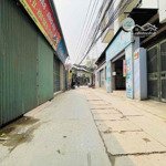 Bán nhà nhật tảo- vị trí rất đẹp 1 nhà ra phố. 30m- mt4m- nhà mới thiết kế hiện đại cực thoáng
