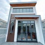 Nhà Sổ Riêng Thổ Cư Gần Chợ Thạnh Phú, Sân Oto, Đường Oto, Chỉ 1 Tỷ 650