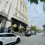 Chính chủ bán tòa chdv 77.p, 1 hầm 7 tầng, thu nhập 400 triệu/tháng -mt trung tâm q7 - giá 85 tỷ tl
