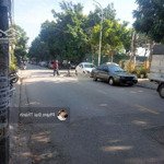 Bán nhà phố hoa lâm, dt 64m2, mt 5.5m, vỉa hè ô tô tránh, kinh doanh đa dạng, 3 bước ra big c!