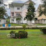 Bán biệt thự western land, 7,5 tỷ, 700m2, mỹ phước, bến cát, bình dương