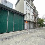 Bán đất tặng nhà c4 khu tdc thượng thanh, vỉa hè, oto tránh giá 18t hơn