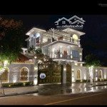 Cắt Lỗ 15 Tỷ Bán Nhanh Villa 2Mt Đảo Vip Hòa Xuândiện Tíchkhủng 650M2 Nội Ngoại Thất Cao Cấp Có Hồ Bơi