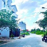 Bán đất 60,2m2 (5,3x11)giá 4,35 tỷ hẻm thông 10m đ.bưng ông thoàn, phú hữu, tpthủ đức lh 0974244143