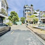 Khuôn đất biệt thự trần não quận 2 - 200m2 - ven sông sg - đối diện công viên - khu compoud