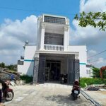 Nhà mới 1 trệt 1 lầu gần vòng xoay số 2 khu minh linh phường 5 vĩnh long