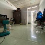 Bán nhà chính chủ - mặt tiền đông hưng thuận - gần chợ cầu - giáp gò vấp