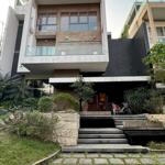 [giá hời] biệt thự mặt hồ ciputra - dt 431m2, full nội thất. giá 120 tỷ