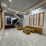 Cho thuê nhà phố văn cao, diện tích: 90m2 x 4 tầng, 4 ngủ khép kín.