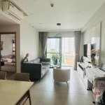 Cho thuê căn hộ the antonia 2 phòng ngủcao cấp, view biệt thự, full nội thất