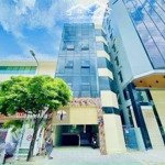 Ngộp bank nặng. bán gấp biệt thự mặt tiền quốc hương - thảo điền. 210m2 (8x28m), 5 tầng. giá: 37 tỷ