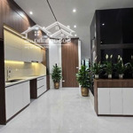 Nhà mới, đẹp văn chương - đống đa - ngõ thông - kinh doanh - 5 tầng - giá 7,9 tỷ