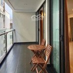 Bán nhanh căn 64m2 ban công hướng đông maple tôn đản, sổ hồng lâu dài. full nội thất