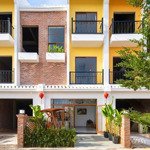 Bán nhà 3 tầng 5 phòng ngủview sông hội an - cho thuê 25 triệu / tháng - sát resort nghĩ dưỡng hoiana