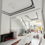 Bán nhà 1 trệt 1 lầu 92,5 m2 có hoàn công tại phường dĩ an tp dĩ an .