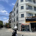 Bán Gấp Căn Hộ Dịch Vụ Góc Hai Mặt Tiền Đường Đường Số 133 P. Tăng Nhơn Phú A 206.6M2