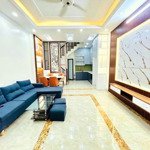Giảm 500tr bán nhà đẹp bát khối 38m, 4 tầng, ô tô đỗ cửa, đối diện aeon mall long biên chỉ 6.15 tỷ