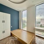 Phòng 1 người ở ngay chân cầu phước long
