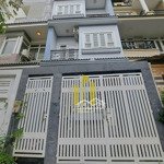 Nhà phố gần trần lựu hầm 4 lầu 5 phòng - có sẵn nội thất giá 35 triệu