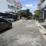 Bán lô liền kề kđt hud phước long a giá chỉ 3.5ty, quá đẹp anh chị ạ, lh e cường 0914201192.