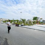 Ngã 4, View Cv, Phân Lô, 4 Ô Tô Tránh, Vh Rộng, Kd, Phố Hồng Tiến, Long Biên,Diện Tích90 M, Giá Bán 21 Tỷ 9