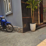 Bán nhà đa sỹ, kiến hưng, hà đông, lô góc, 3 bước ra mặt phố sầm uất, diện tích 50m2, giá 8 tỷ.