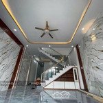 Cần bán gấp căn nhà lầu mới 100% sổ riêng thổ cư gần cty changshin, giáp biên hoà chỉ 10 phút đi xe