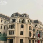 Cần tiền bán gấp shophoúe mặt đường đại dương , 5 tầng, mặt tiền 6m, ô tô đỗ cửa