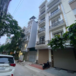 Chính chủ cần bán nhà phân lô - 7 tầng thang máy - full nội thất - dịch vụ cây quýt - văn khê
