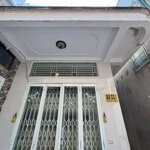 Cafe 25 triệu - nhà trệt lầu hẻm 137 hoàng văn thụ