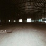 Cho thuê kho xưởng mặt tiền quốc lộ 1a, long an, khuôn viên : 1ha, xưởng: 5.000m2, giá : 60k/m2