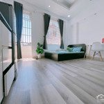 Studio ban công,cửa sổ lớn,32m2,ngay đỗ tấn phong,full nội thất