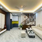 Vip tân mai, hoàng mai - ngõ thông - gần ô tô - mới đẹp - ở ngay- 30m2 - 5 tầng - 6.65 tỷ