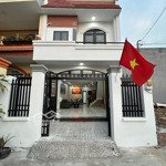 Nhà Đẹp Thoáng Sáng Nguyễn Duy Trinh 90M2 2 Tầng 4 Phòng Ngủgiá Chỉ 4.5 Tỷ, Xe 7 Chỗ Ngủ Trong Nhà