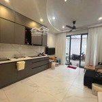 Bán nr đẹp 92m2 ở đường 379, quận 9, giá 4,8 tỷ - 3pn ở ngay.