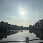 Cần Bán Gấp Toà Nhà Vp Tt Phố Lõi Quận Long Biên-8Tầng-Thang Máy-Kinh Doanh-Sát Hồ-Dòng Tiền-24,9Tỷ