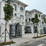 Bán biệt thự vườn cam đường 20,5m, diện tích 200m2. 3,1 tỷ, 200m2, 6 phòng ngủ 6 vệ sinh 3 tầng, hướng tây