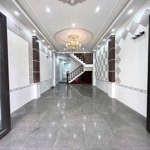 Cho thuê nhà 3 tầng 4 p ngủ 4 ưc mặt tiền ngô tất tố nhà đẹp đậu oto trong nhà thích hợp vp cty
